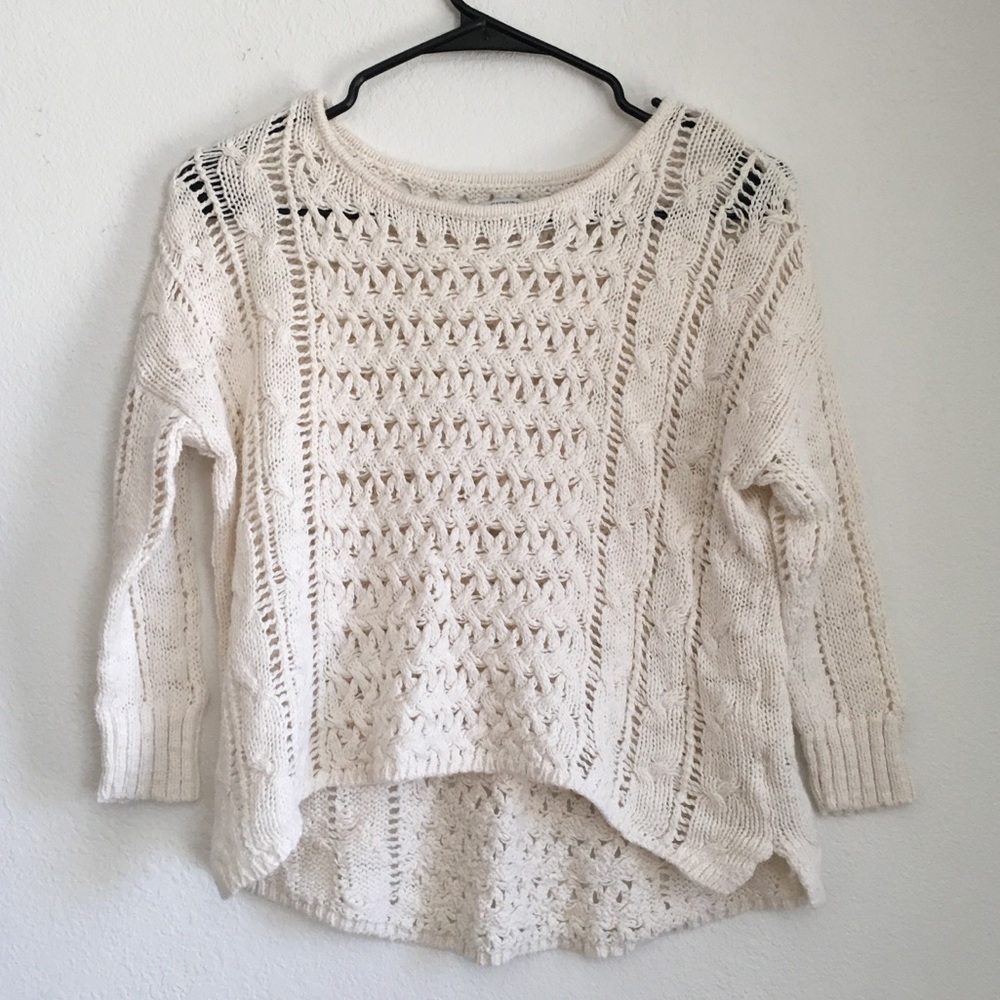 Cropped high low Cream long sleeved sweater